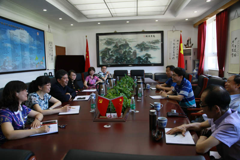 1528420276219048961.jpg 1.座谈、见面_1.jpg