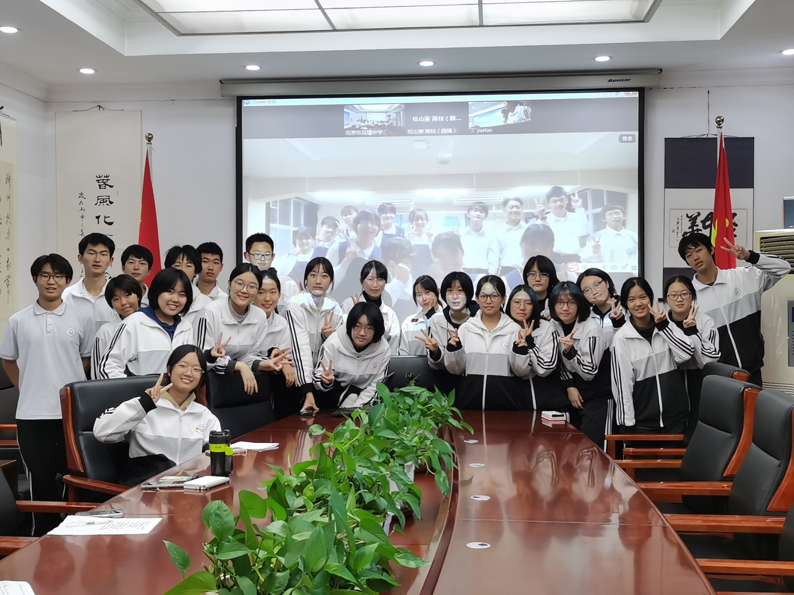 1730073903169048298.jpg 1730073903169048298.jpg